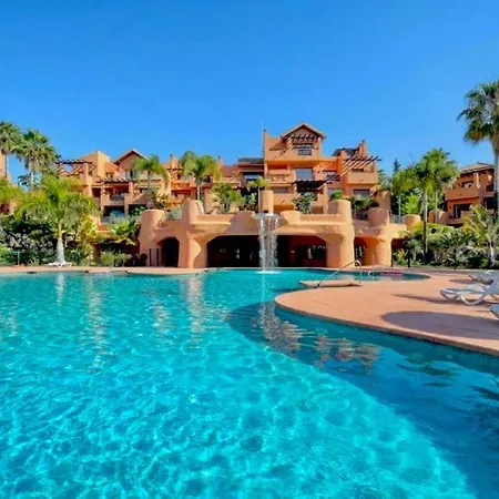 Apartment Seaview Penthouse In New Golden Mile